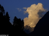 Západ slnka v Himalájoch...