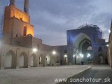 Irán - večerný Yazd...