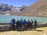 Pri magickom jazere Gokyo...