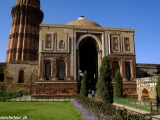 Historický komplex Qutub Minar...