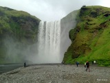 lesny-vodopad-skogafoss