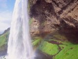 Vodopád Seljalandfoss...