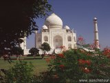 Taj Mahal - vraj najkrajšia stavba planéty...