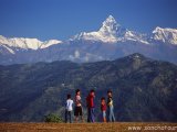 Pokhara - pohľad na hrebeň Himalájí...