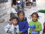 Deti Tibetu...